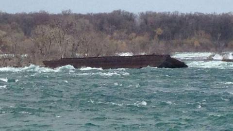 Stranded Scow photo 2