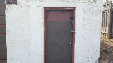 Crumbling - Simcoe-Glass--Aluminum9.jpg