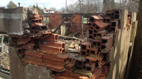 Simcoe Glass & Aluminum photo 4