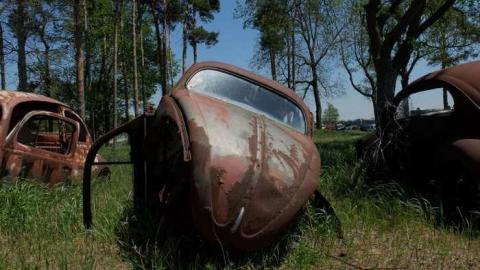 May2013 - Metal-Grave-Yard18.jpg