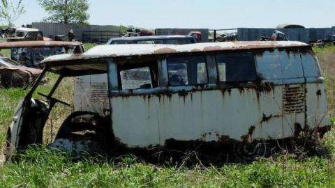 May2013 - Metal-Grave-Yard25.jpg