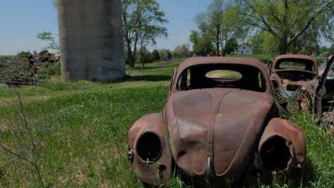 May2013 - Metal-Grave-Yard32.jpg