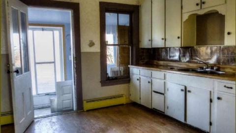 Faux Fire - 08 - IMG_2205-2-2.jpg