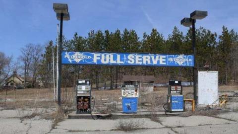 Violent Hill - Abandoned-Petrogold1.jpg