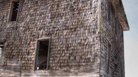 Don't Shake the Building - bt9.jpg