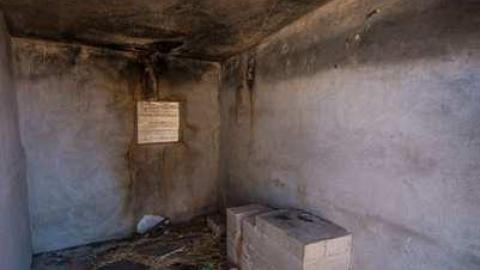 5 Penguins of the Apocalypse - Lurid-Fortification33.jpg