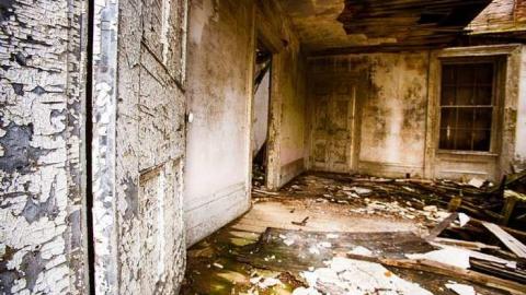 Home repair was not a priority - Church-St.-Scotland25.jpg