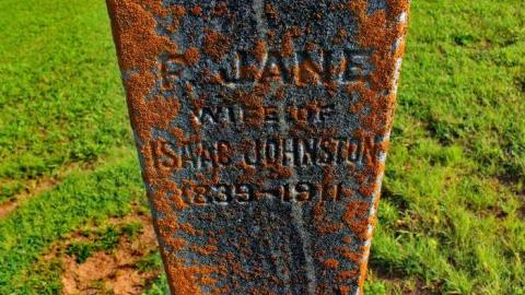 Pioneer Farmers - Sheffield-Pioneer-Cemetery-181022.jpg