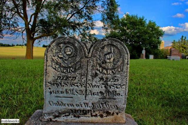 Sheffield Pioneer Cemetery 1810 photo 5