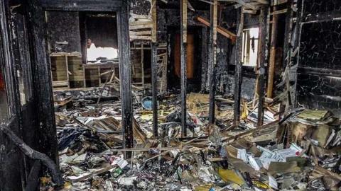 1Boarded, 1Burnt, & 1Beer - 1boarded1burnt-06218.jpg