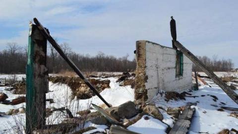 2012 Visit - Sarnia-Rd-House,-Private-Drive9.jpg