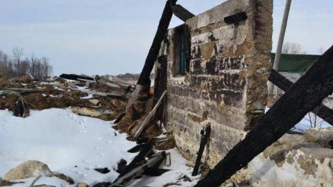 2012 Visit - Sarnia-Rd-House,-Private-Drive10.jpg