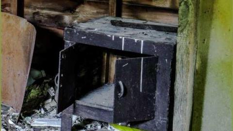 Booker Ruin - Booker Ruin 10.jpg