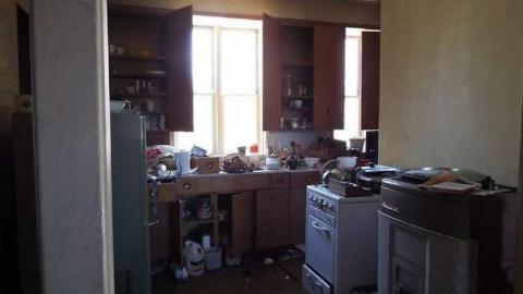 Interior Photos - Abandoned-or-Not-on-2539.jpg