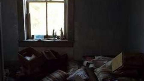 Interior Photos - Abandoned-or-Not-on-2551.jpg