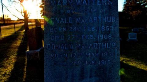 Nith River Pioneers - MacArthur-Pioneer-Cemetery2.jpg