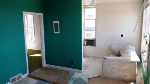 Still Alive - DSC03058.jpg