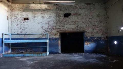 April 2014 - DSC03691.jpg