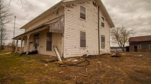 April 2014 - Solar-Panel-House1.jpg