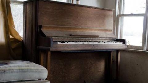 Spring - Mother-Marys-Messy-Mansion46.jpg