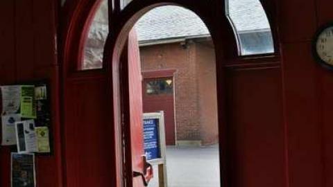 April '14 - Hamiltons-First-Waterworks4.jpg