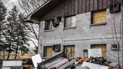 House Cleaning - Maple-Farms-Motel6.jpg