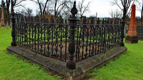 Mitchell's Past - Trinity-Pioneer-Cemetery34.jpg