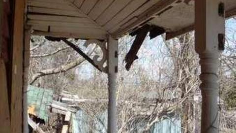 Voorheesville 05/14 - Tall-Red-on-8679.jpg