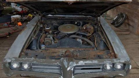 May2014 - RussellChristie-House201.jpg