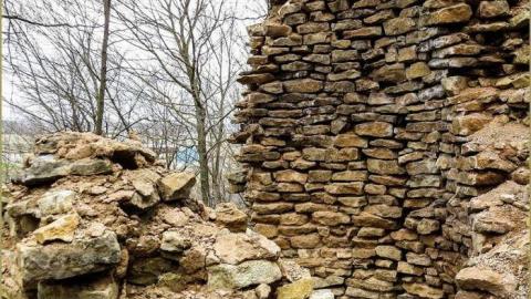 Loyalists Fading - Lime-Kiln-of-the-Loyalists5.jpg