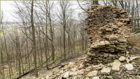 Loyalists Fading - Lime-Kiln-of-the-Loyalists12.jpg