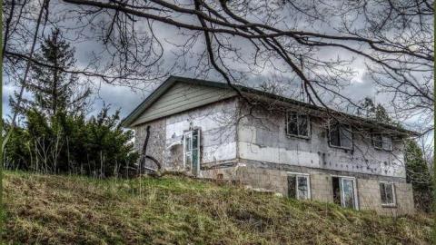 Fractured Foundation - 09 - IMG_4139_40_41_tonemapped-2.jpg