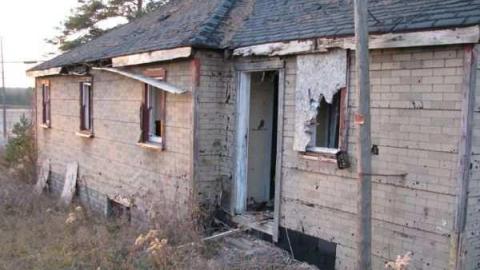 Dusk in November - Vivian-House38.jpg