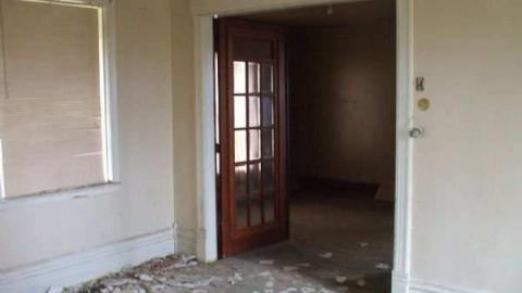 abandoned house - Lucan-Abandoned-House25.jpg