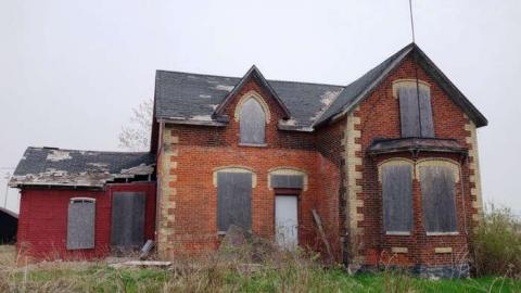 Darkened Decay - DSC07630.jpg