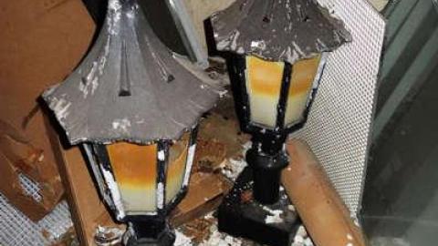 Darkened Decay - DSC07718.jpg