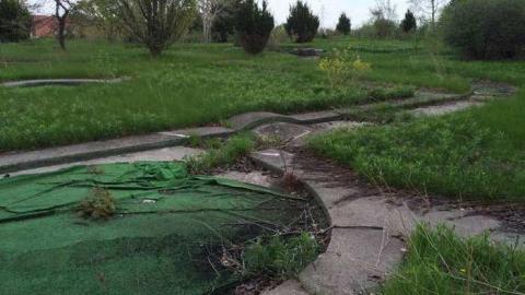 Wally World - Hole-In-One2.jpg