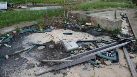 Wally World - Hole-In-One6.jpg