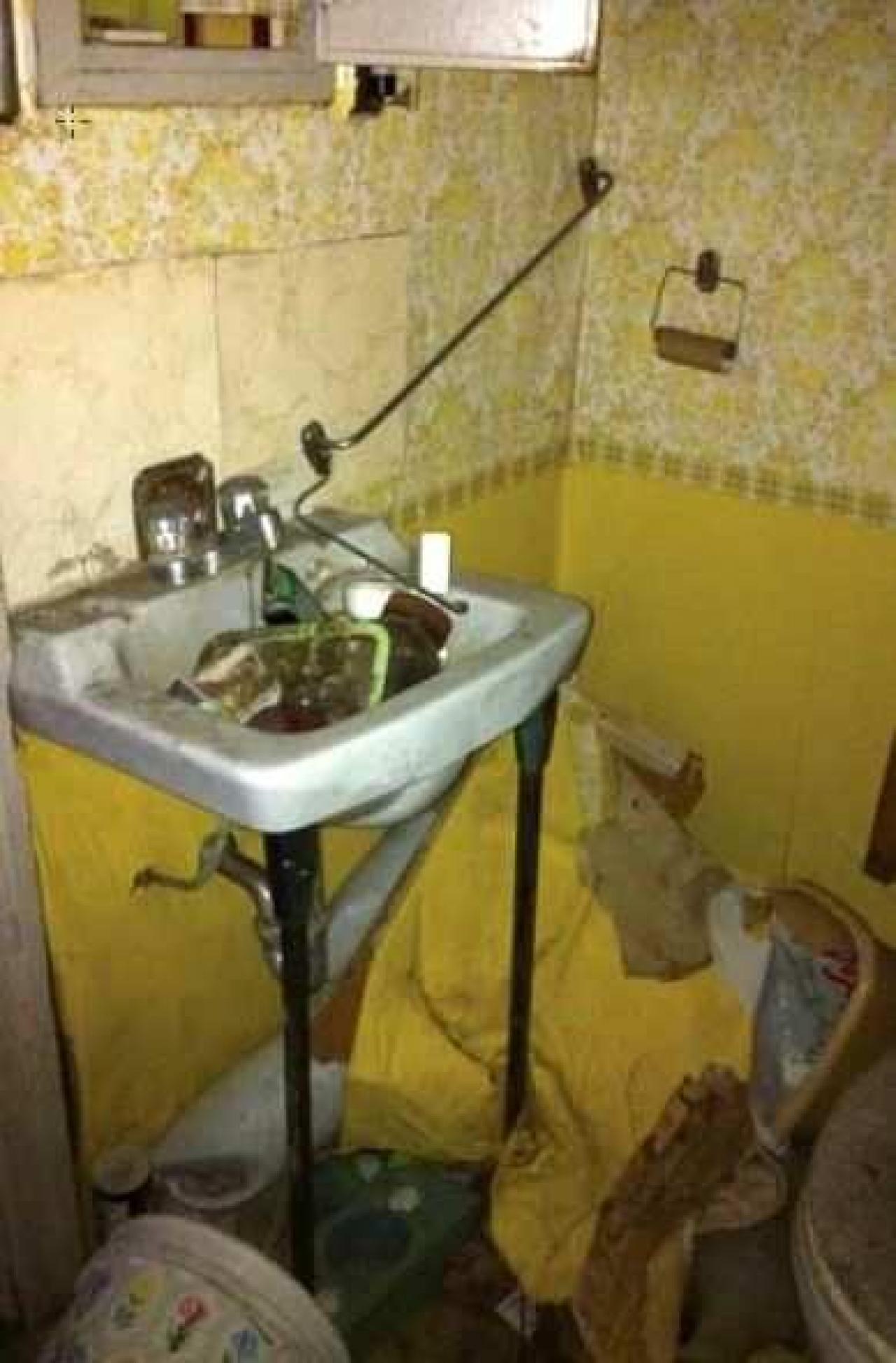 Still Locked Down May 2014 - 14.jpg