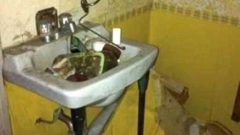 Still Locked Down May 2014 - 14.jpg