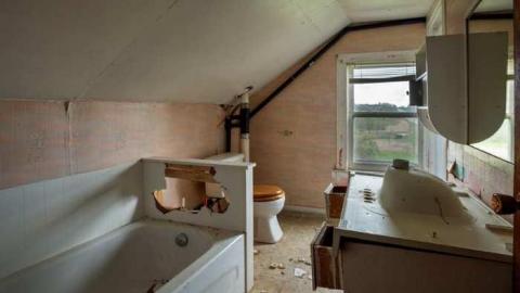 May 2014 - Maddington-farm-house4.jpg