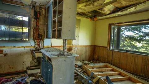 May 2014 - Kawartha-Downs-Speedway-House1.jpg