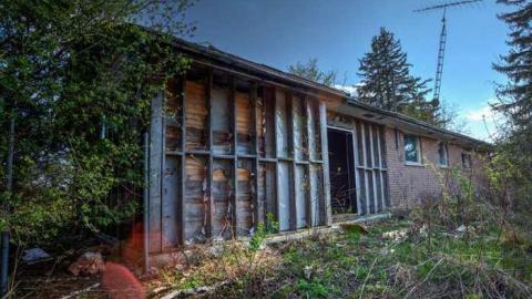 May 2014 - Kawartha-Downs-Speedway-House19.jpg