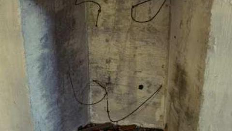 April 2012 - Neglected-Manor280.jpg