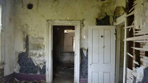 May 2012 - Rebecca-Road226.jpg