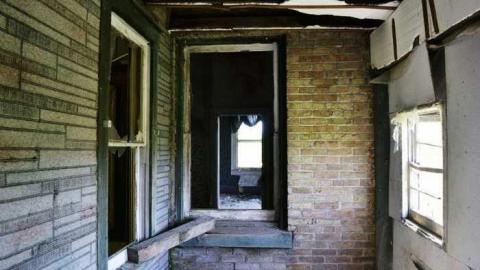 May 2012 - Rebecca-Road150.jpg