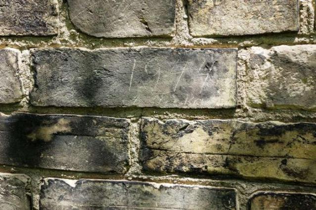 Asylum Patient Built Walls photo 3