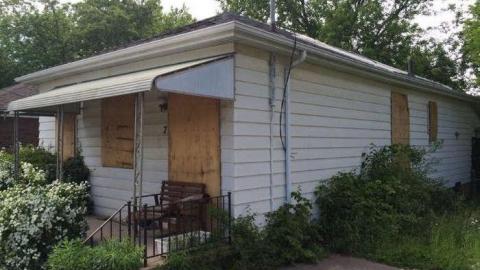 Under the Tracks photo 2