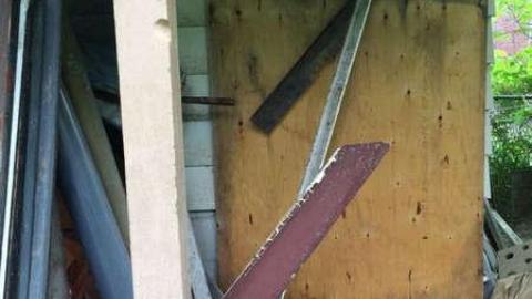 Under the Tracks - Under-the-Tracks6.jpg