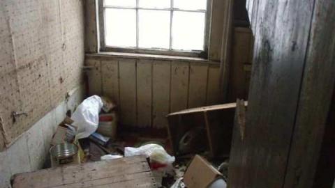 Creepy House -photo set #2 - Woodstock-1940s-House39.jpg